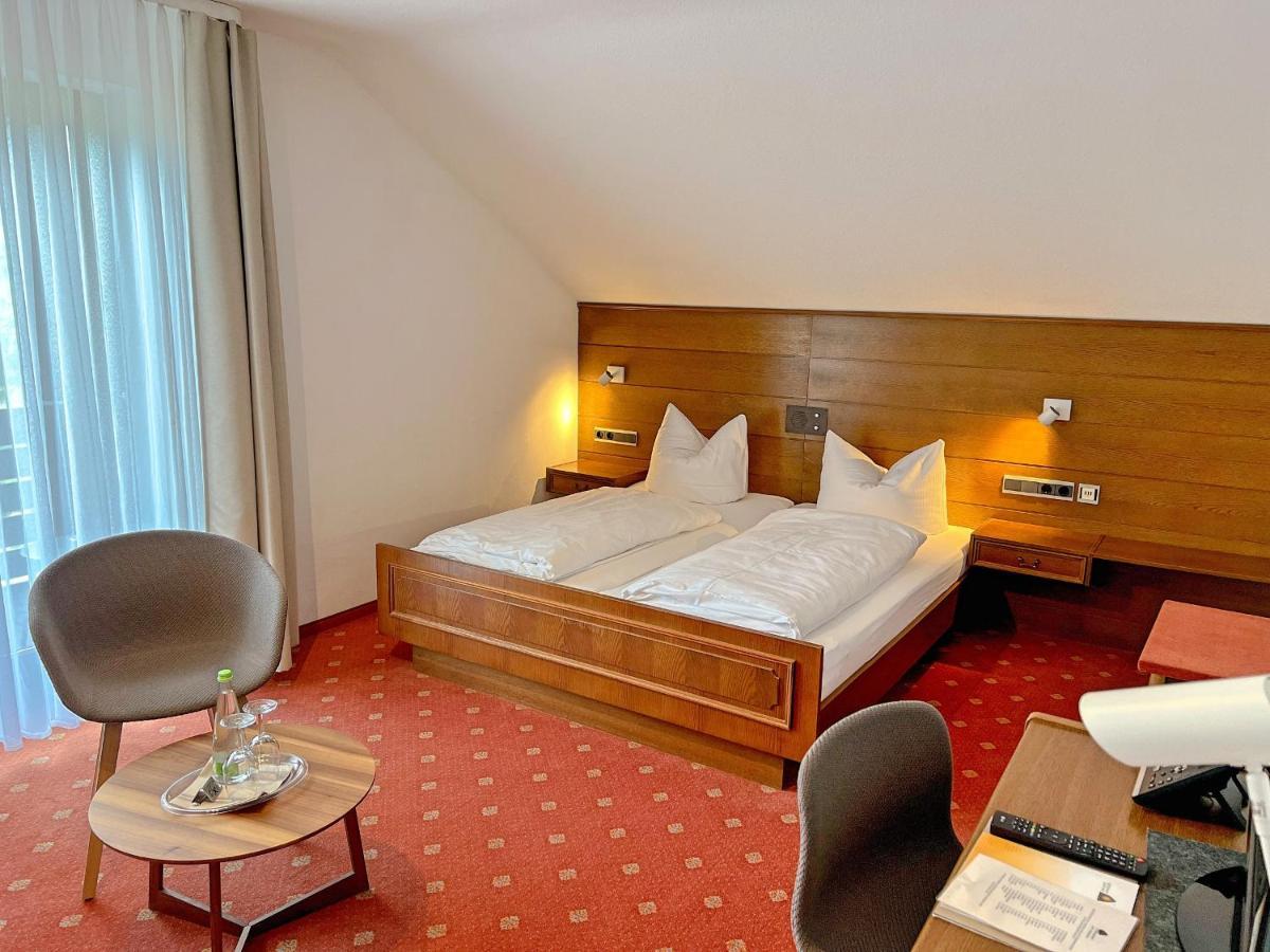 Hotel Lindenhof Hubmersberg Pommelsbrunn Exteriör bild